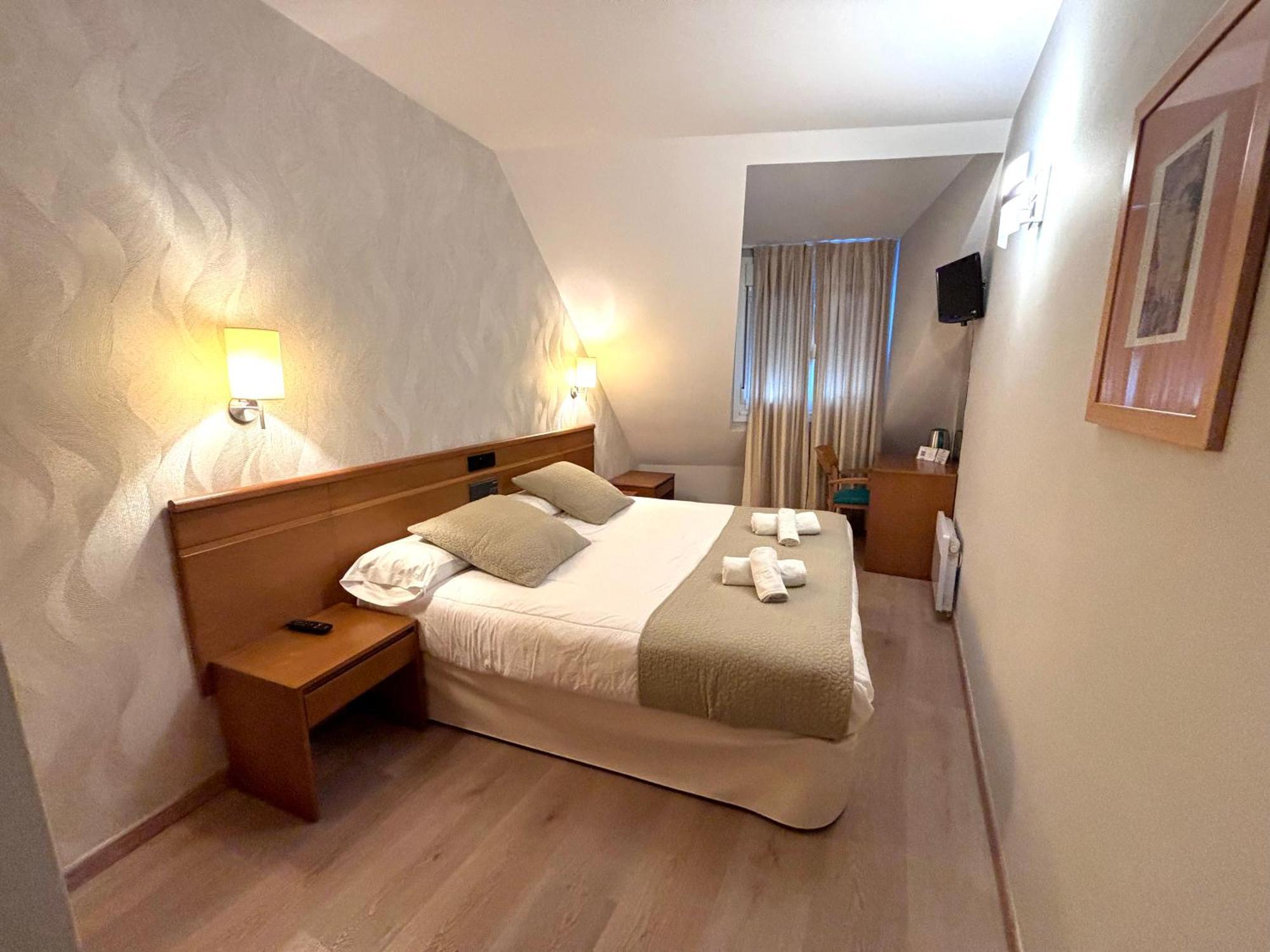 Hotel Atalaya I Portonovo Bagian luar foto