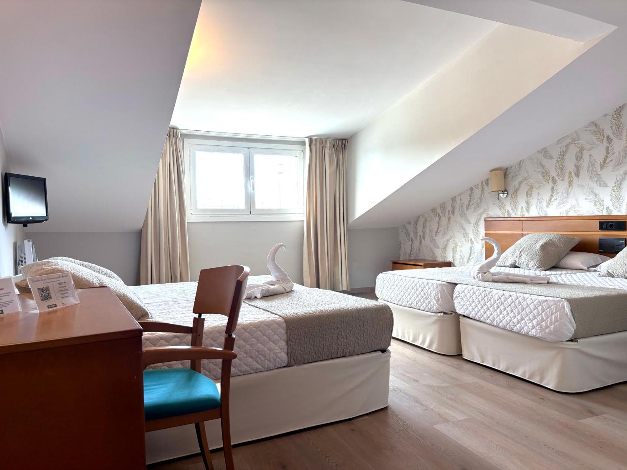 Hotel Atalaya I Portonovo Bagian luar foto