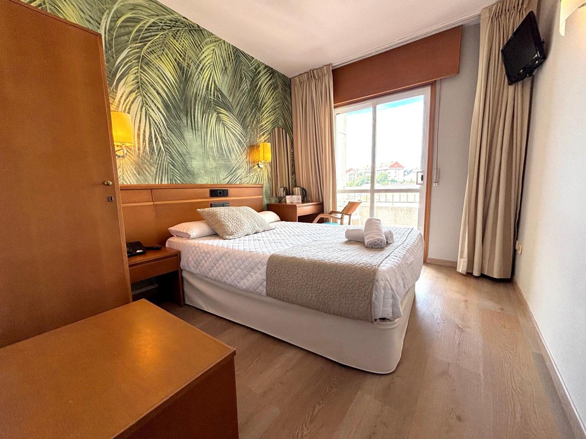 Hotel Atalaya I Portonovo Bagian luar foto