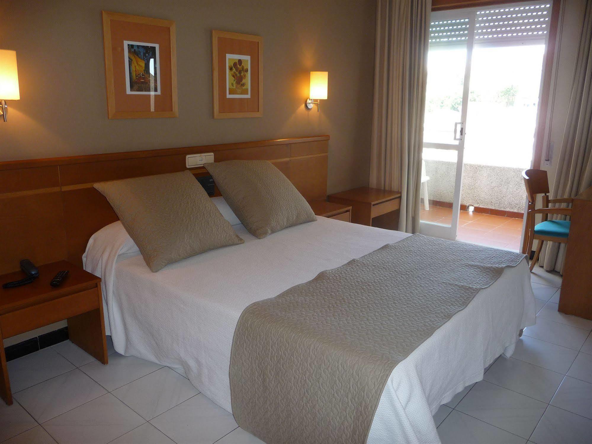 Hotel Atalaya I Portonovo Bagian luar foto