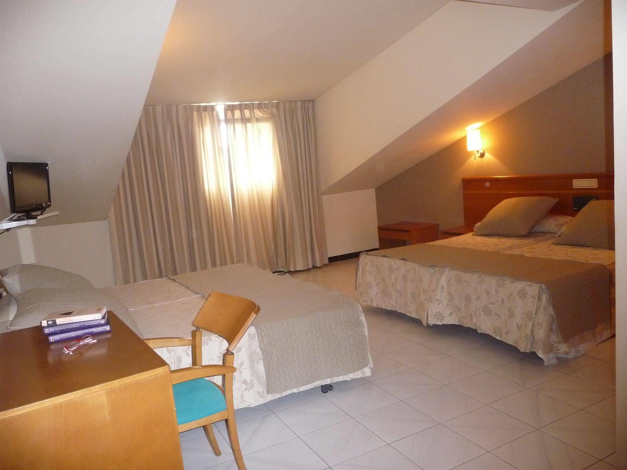 Hotel Atalaya I Portonovo Bagian luar foto
