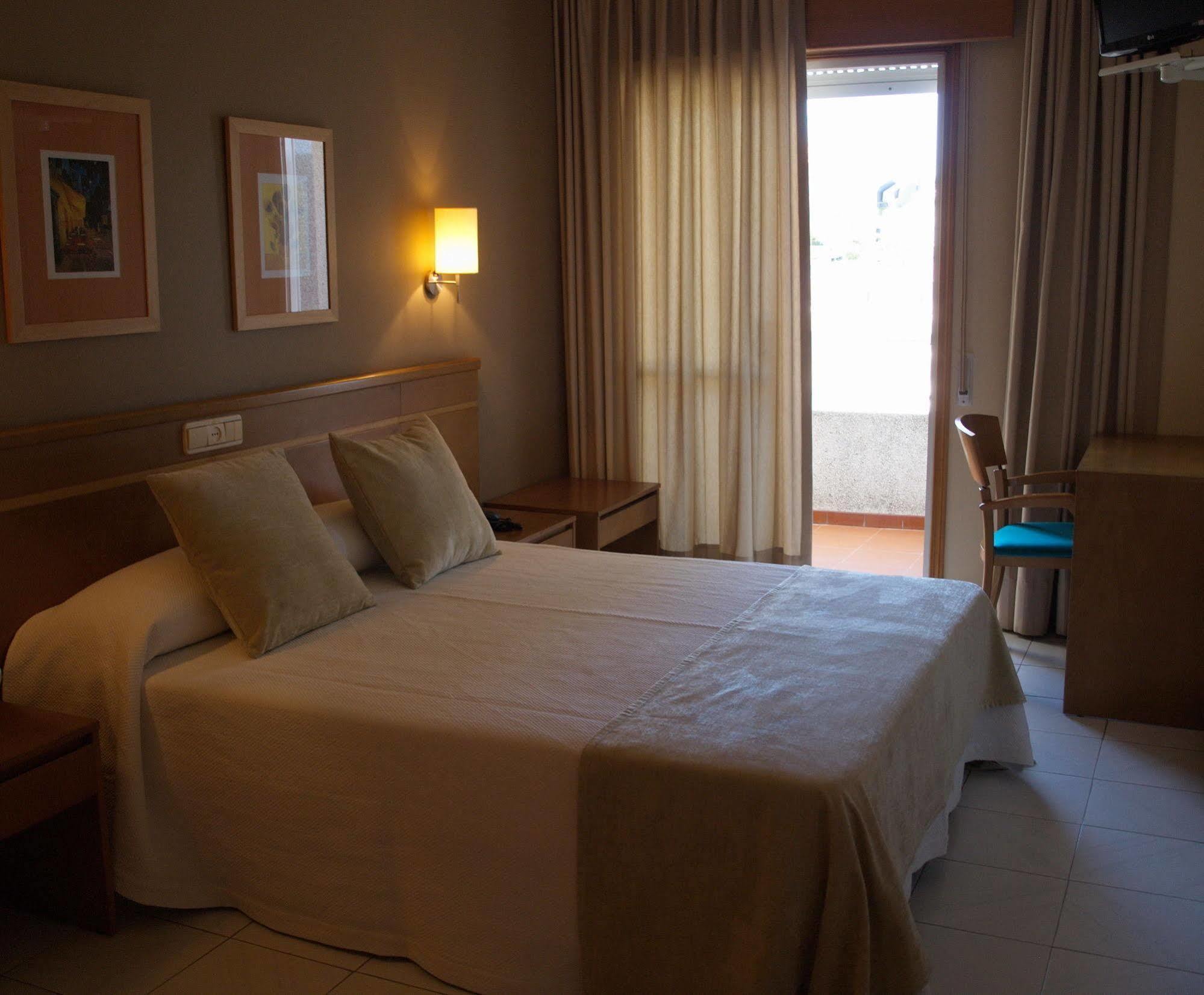 Hotel Atalaya I Portonovo Bagian luar foto
